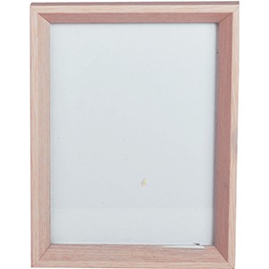 MARCO FRAGMENTES DE PLASTICO TERMINADO MADERA 6X8